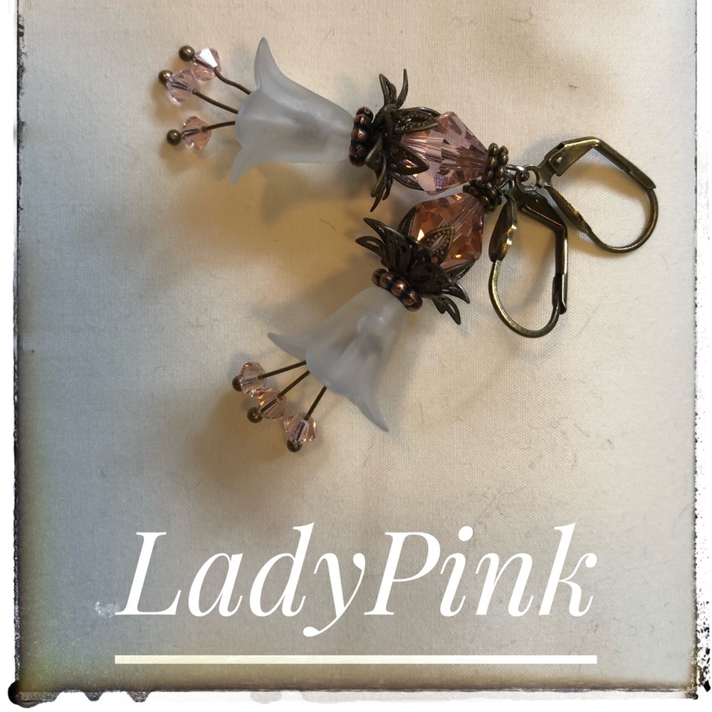 Lucite Lily Flowers hand-painted earrings